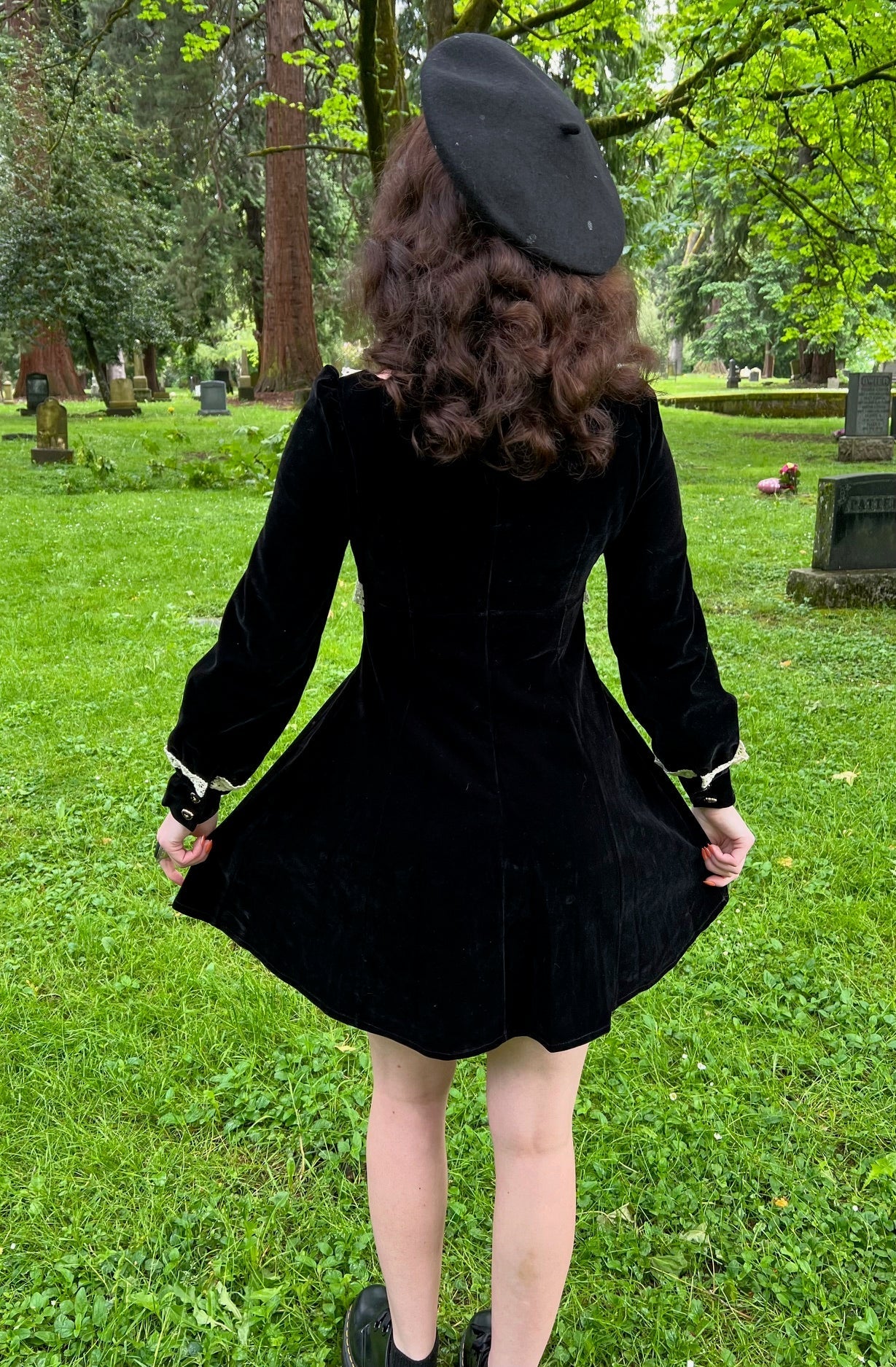 Sabrina - Luscious 60s style Velvet mini dress