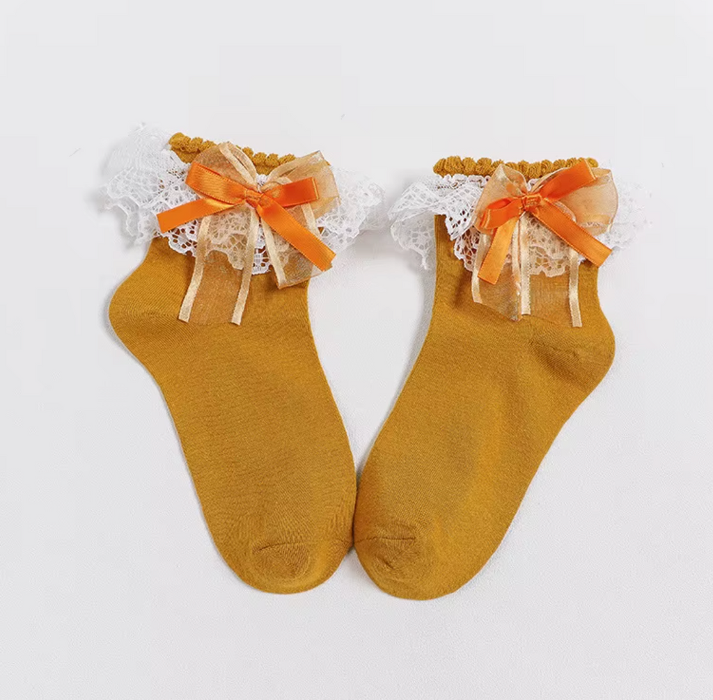 Bowey Lace Socks